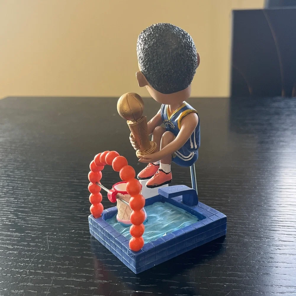 GOLDEN STATE WARRIORS 2021-2022 NBA CHAMPIONS BOBBLEHEAD SET, NIB